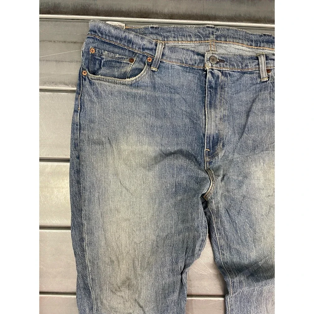 Levis 541 White Oak Denim Jeans Mens 40x32 Blue Light Medium Wash Denim Athletic